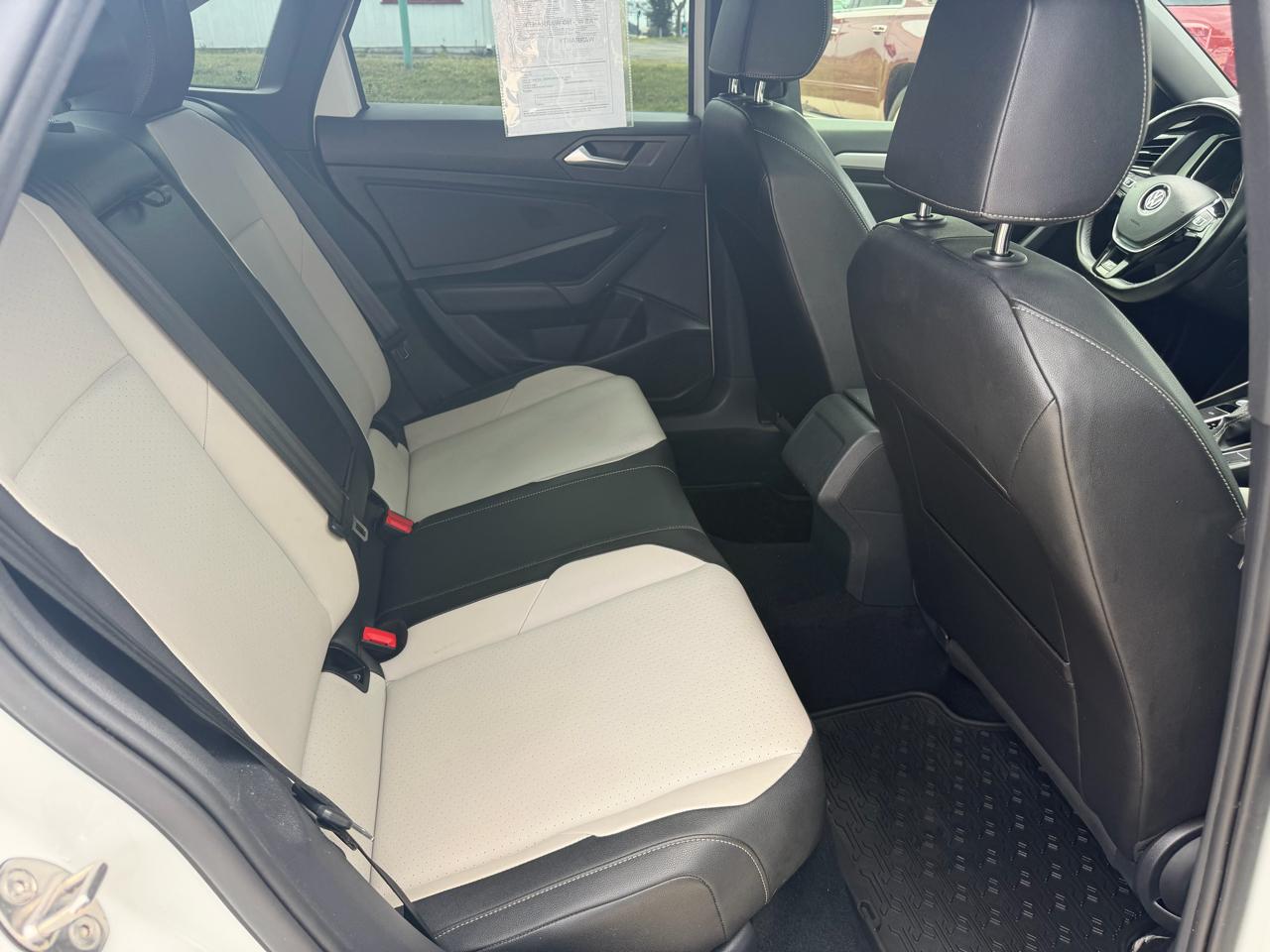 Volkswagen Jetta  2019