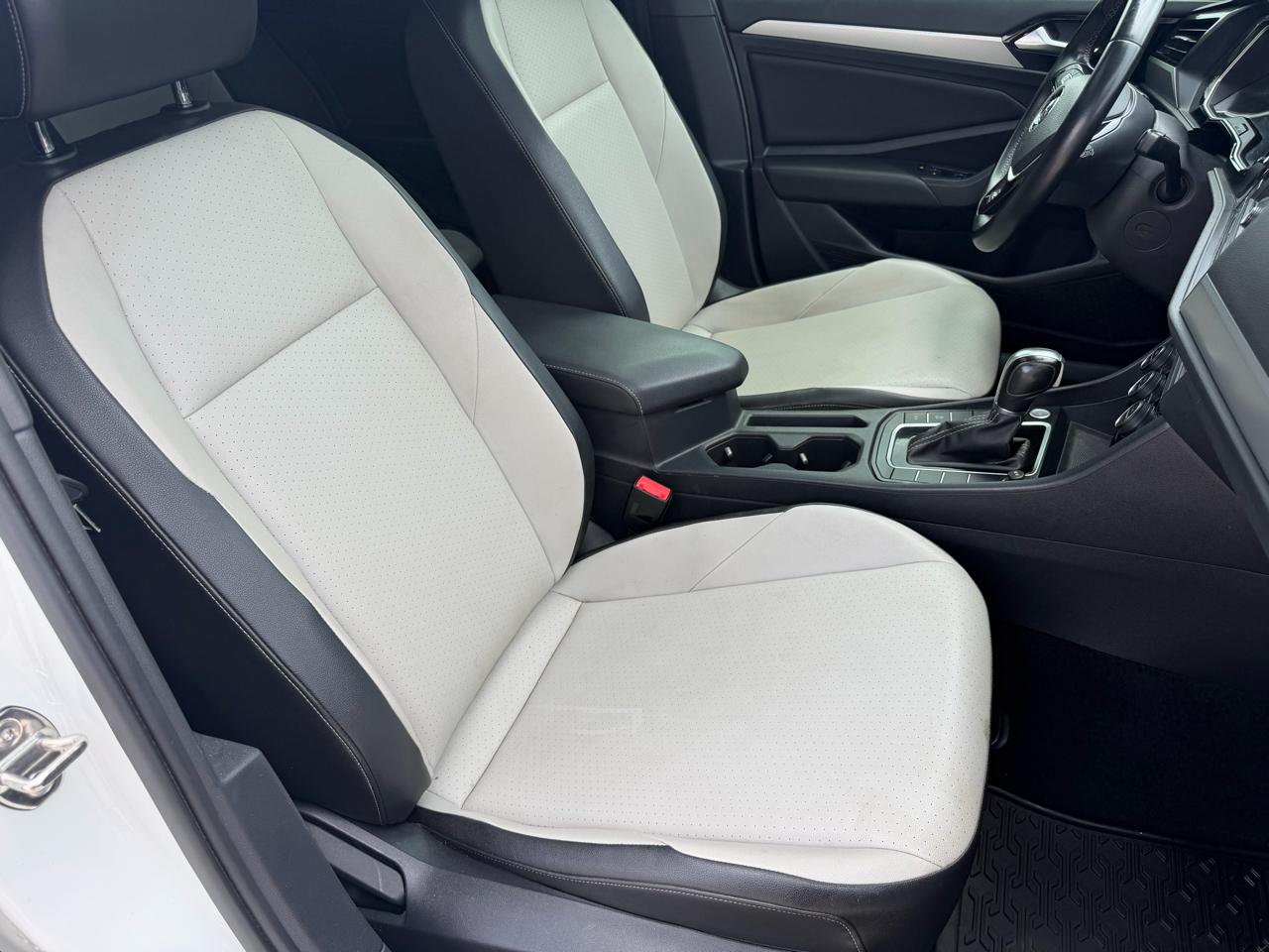 Volkswagen Jetta  2019