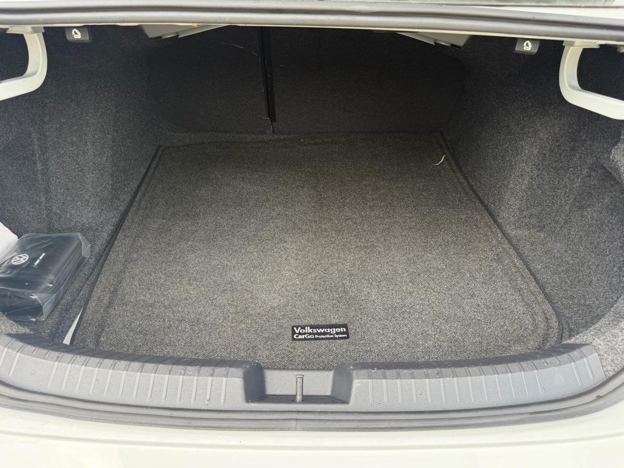 Volkswagen Jetta  2019