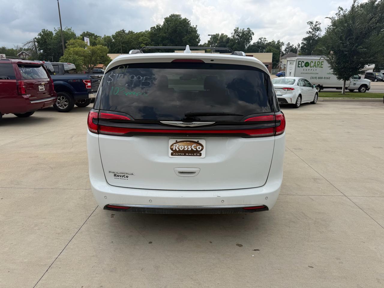Chrysler Pacifica Touring L FWD 2021