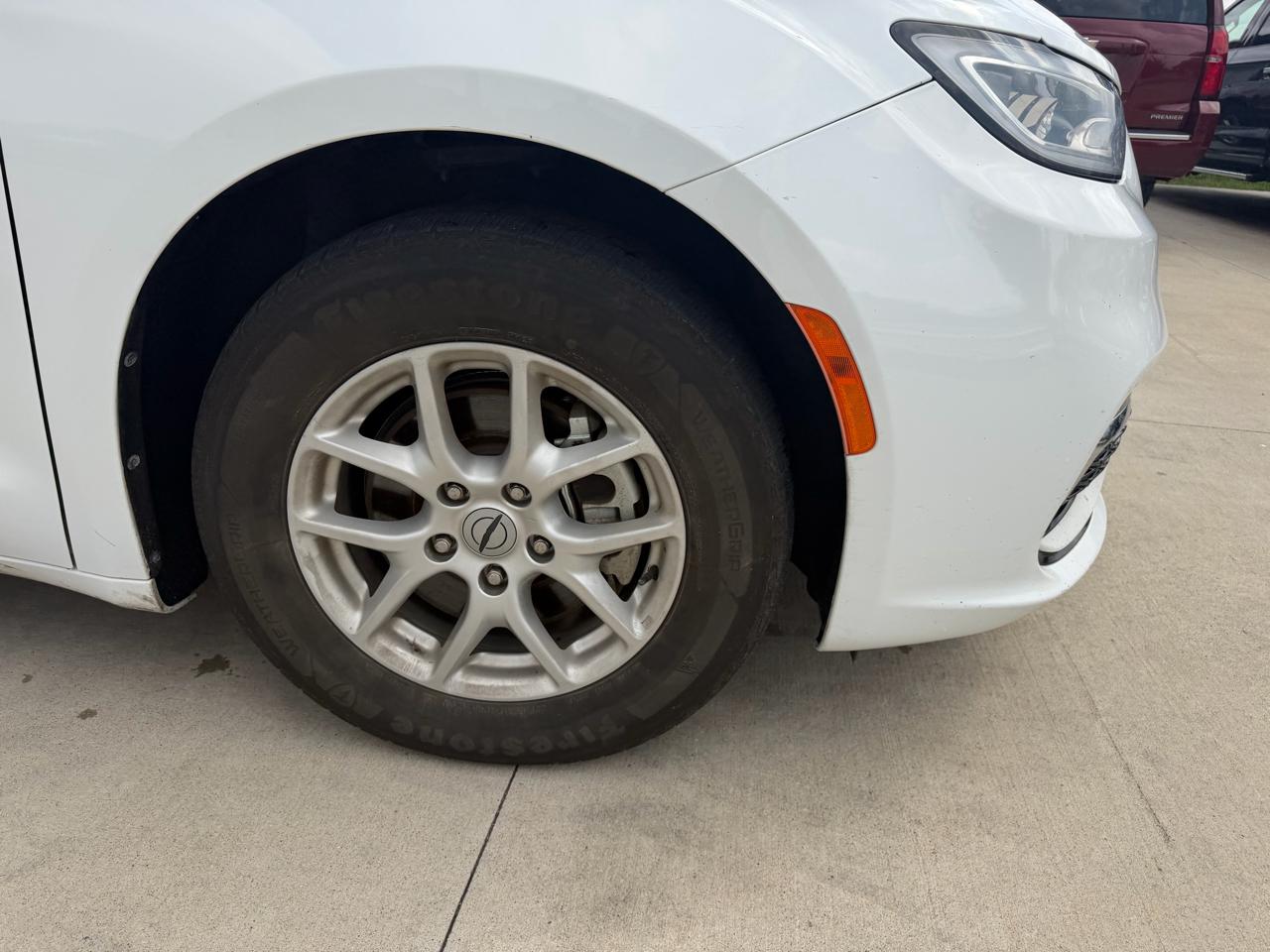Chrysler Pacifica Touring L FWD 2021