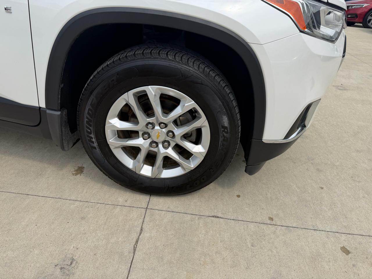 Chevrolet Traverse AWD 4dr LT Cloth w/1LT 2019
