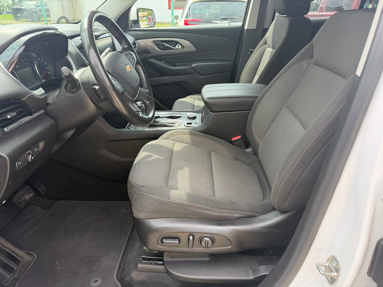 Chevrolet Traverse AWD 4dr LT Cloth w/1LT 2019