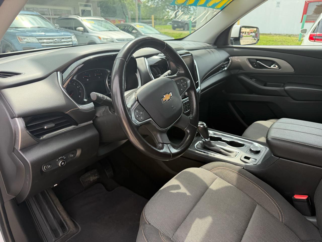 Chevrolet Traverse AWD 4dr LT Cloth w/1LT 2019