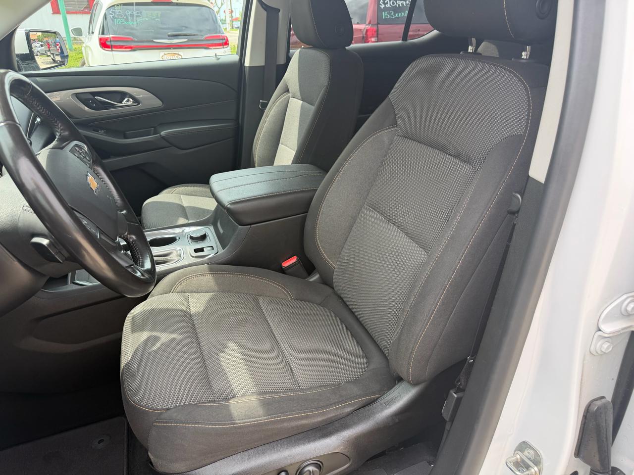 Chevrolet Traverse AWD 4dr LT Cloth w/1LT 2019