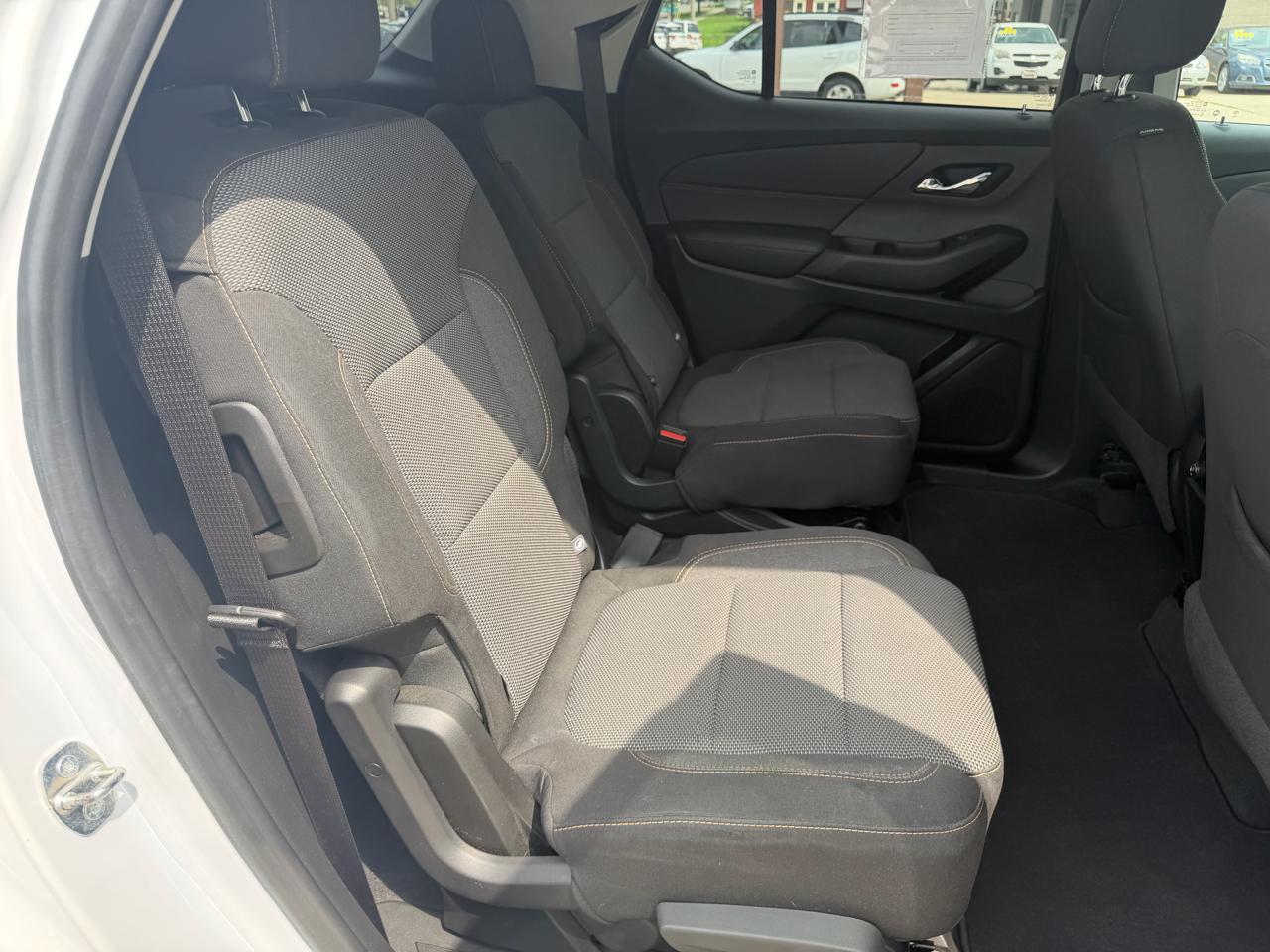 Chevrolet Traverse AWD 4dr LT Cloth w/1LT 2019