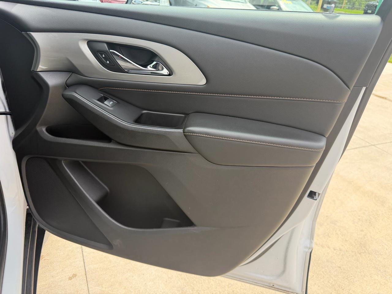 Chevrolet Traverse AWD 4dr LT Cloth w/1LT 2019