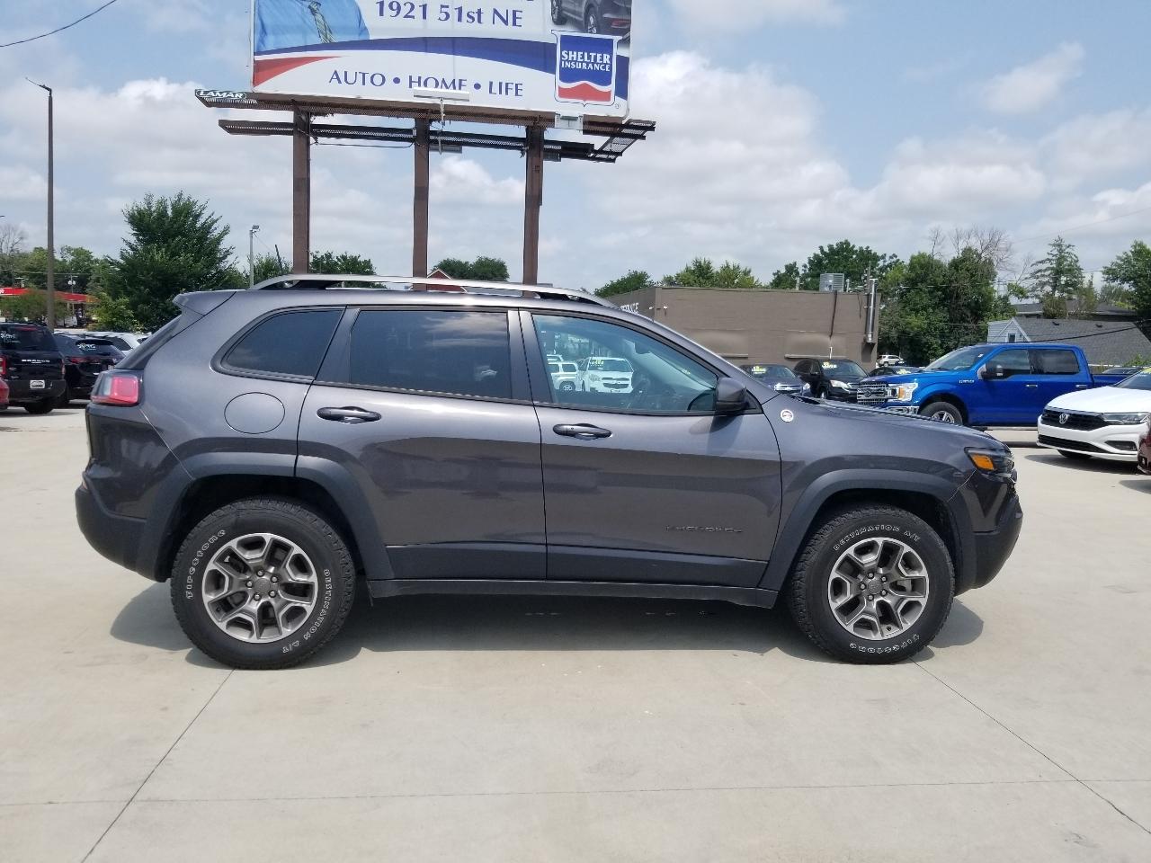 Jeep Cherokee Trailhawk 4x4 2021