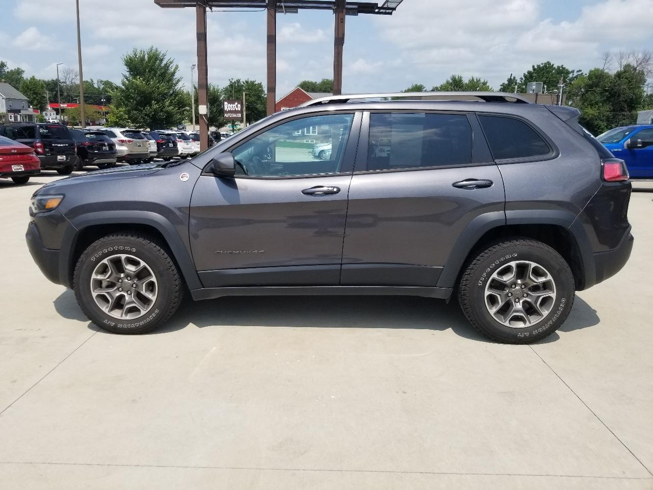 Jeep Cherokee Trailhawk 4x4 2021