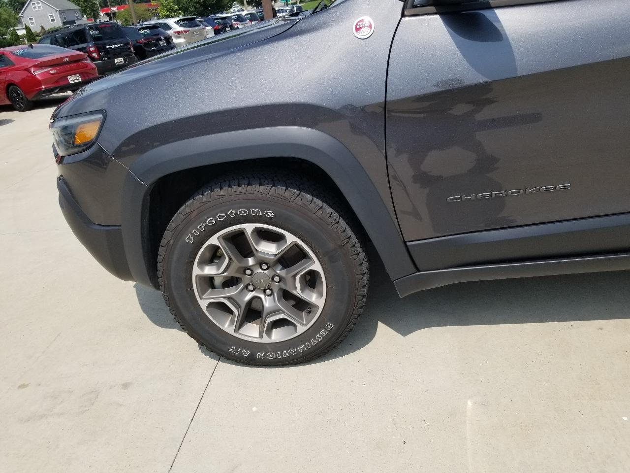Jeep Cherokee Trailhawk 4x4 2021