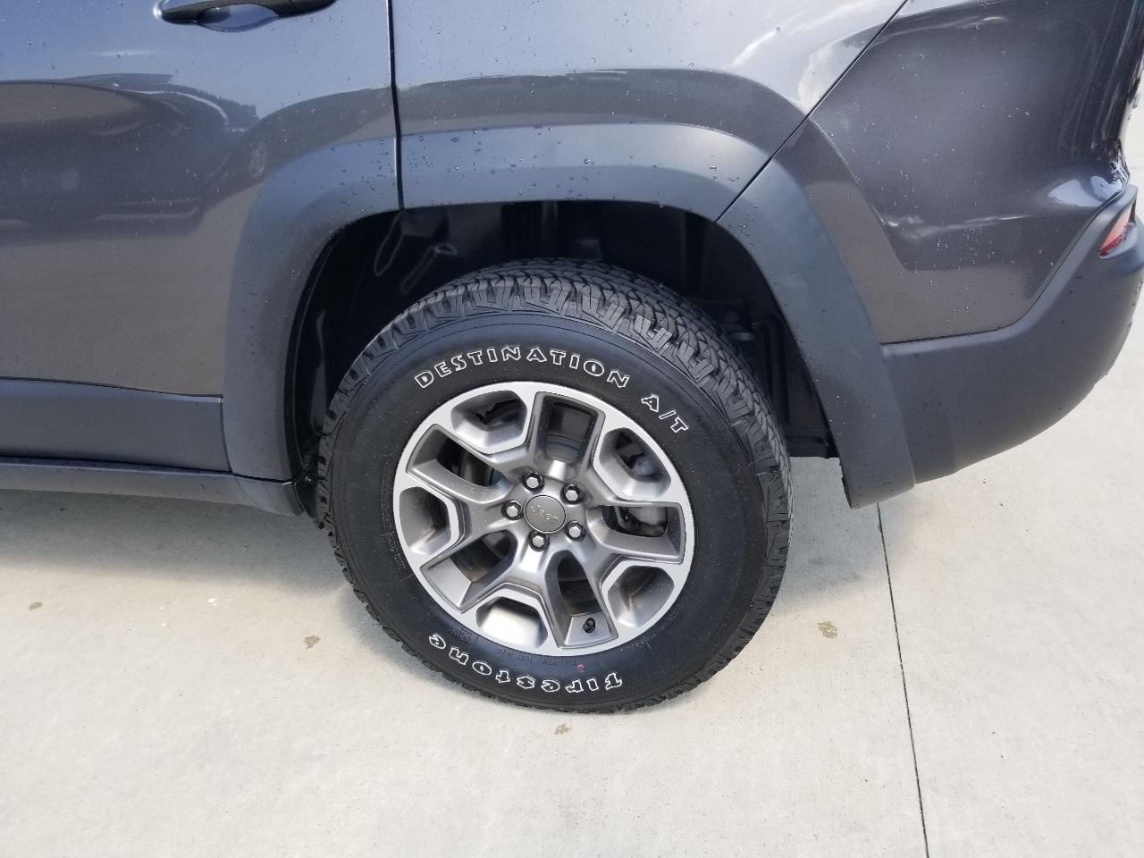 Jeep Cherokee Trailhawk 4x4 2021