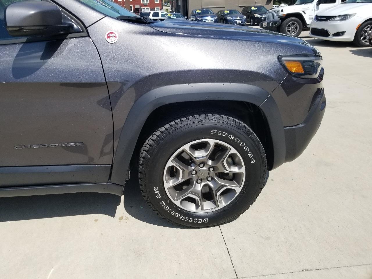 Jeep Cherokee Trailhawk 4x4 2021
