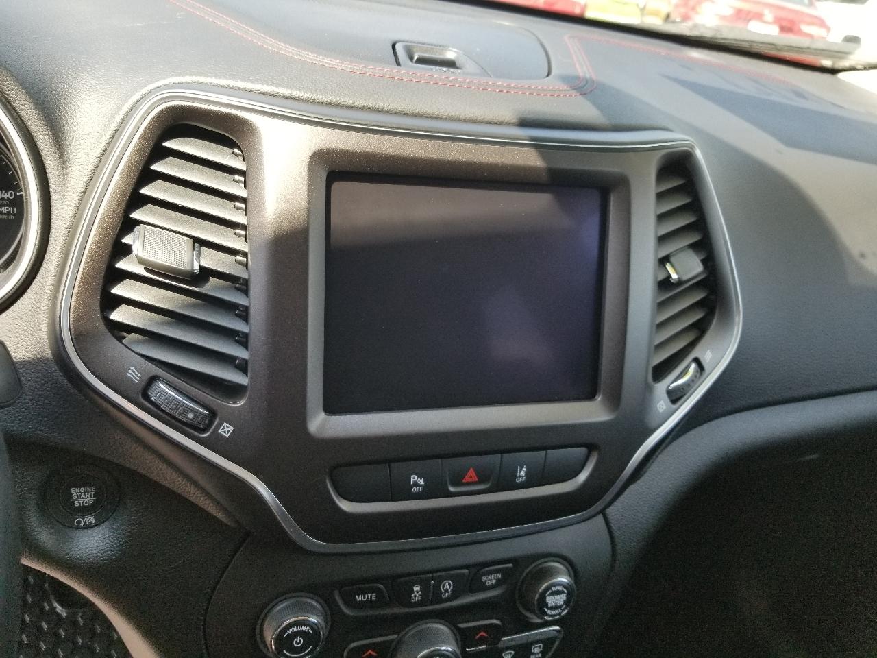 Jeep Cherokee Trailhawk 4x4 2021