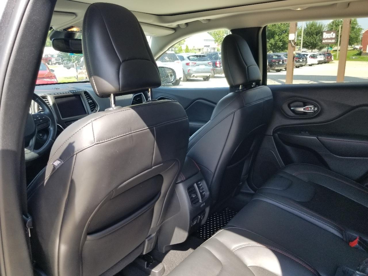 Jeep Cherokee Trailhawk 4x4 2021