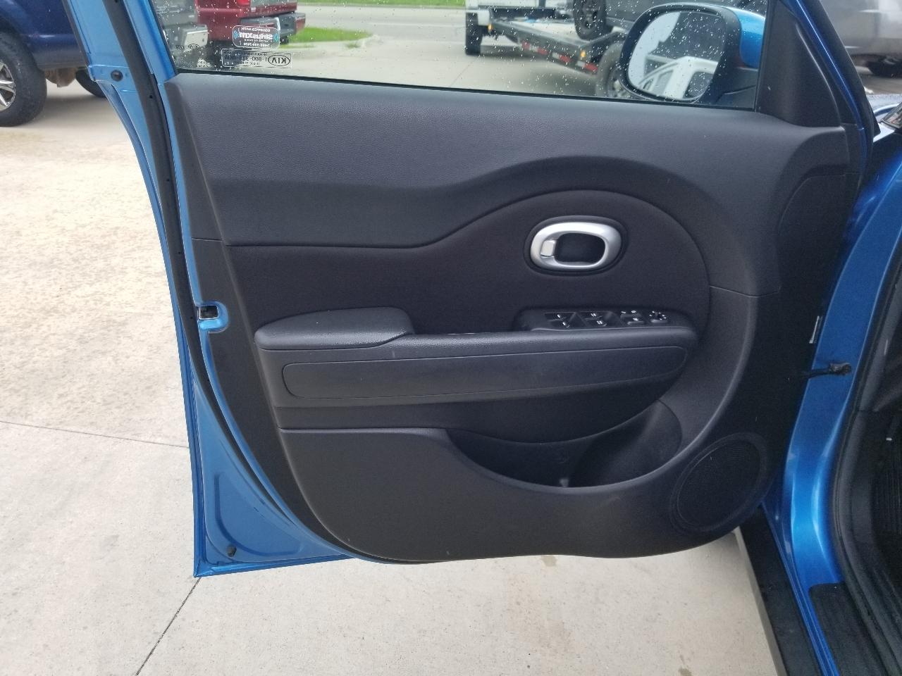 Kia Soul 5dr Wgn Auto + 2016