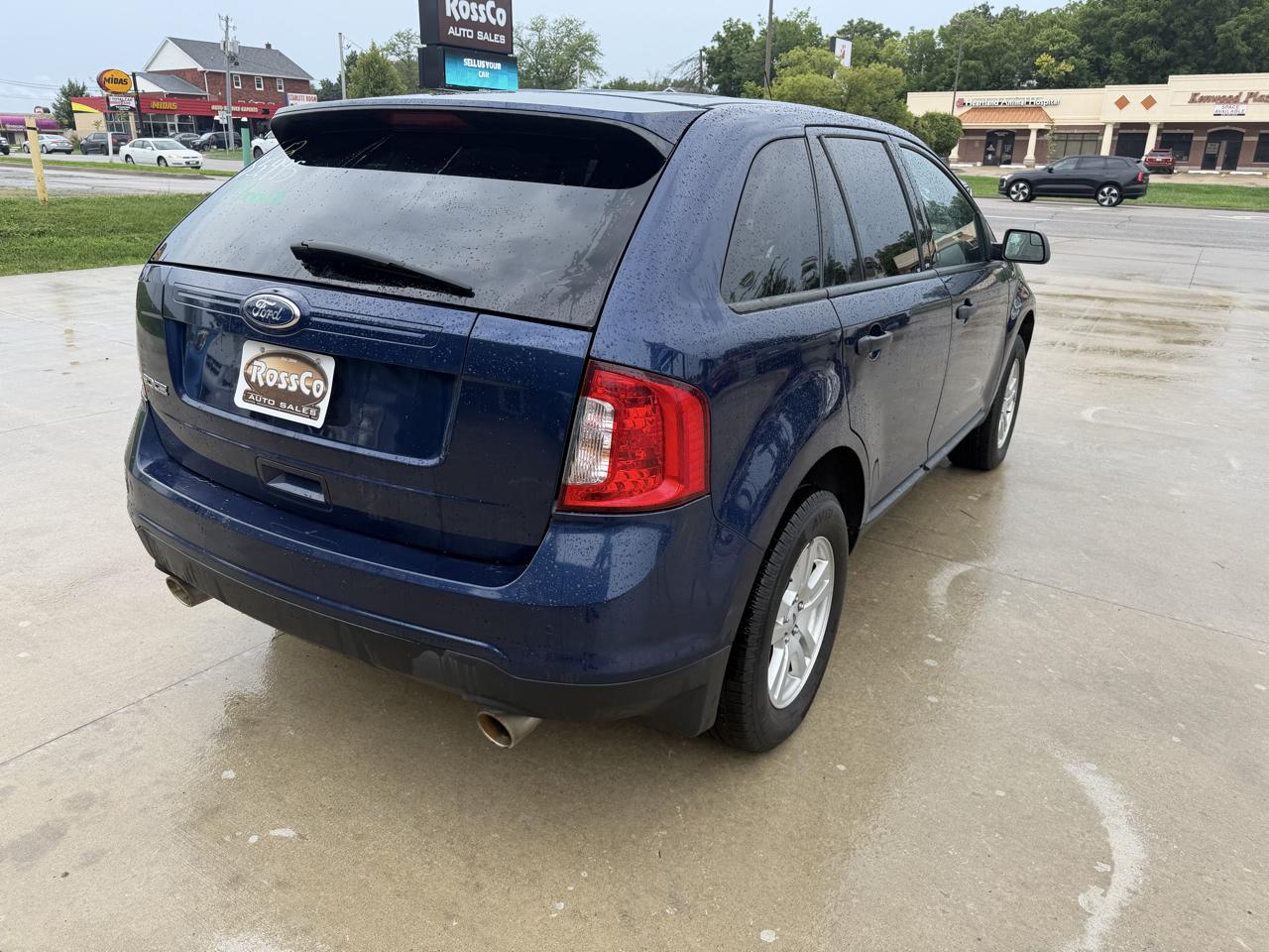 Ford Edge 4dr SE FWD 2012