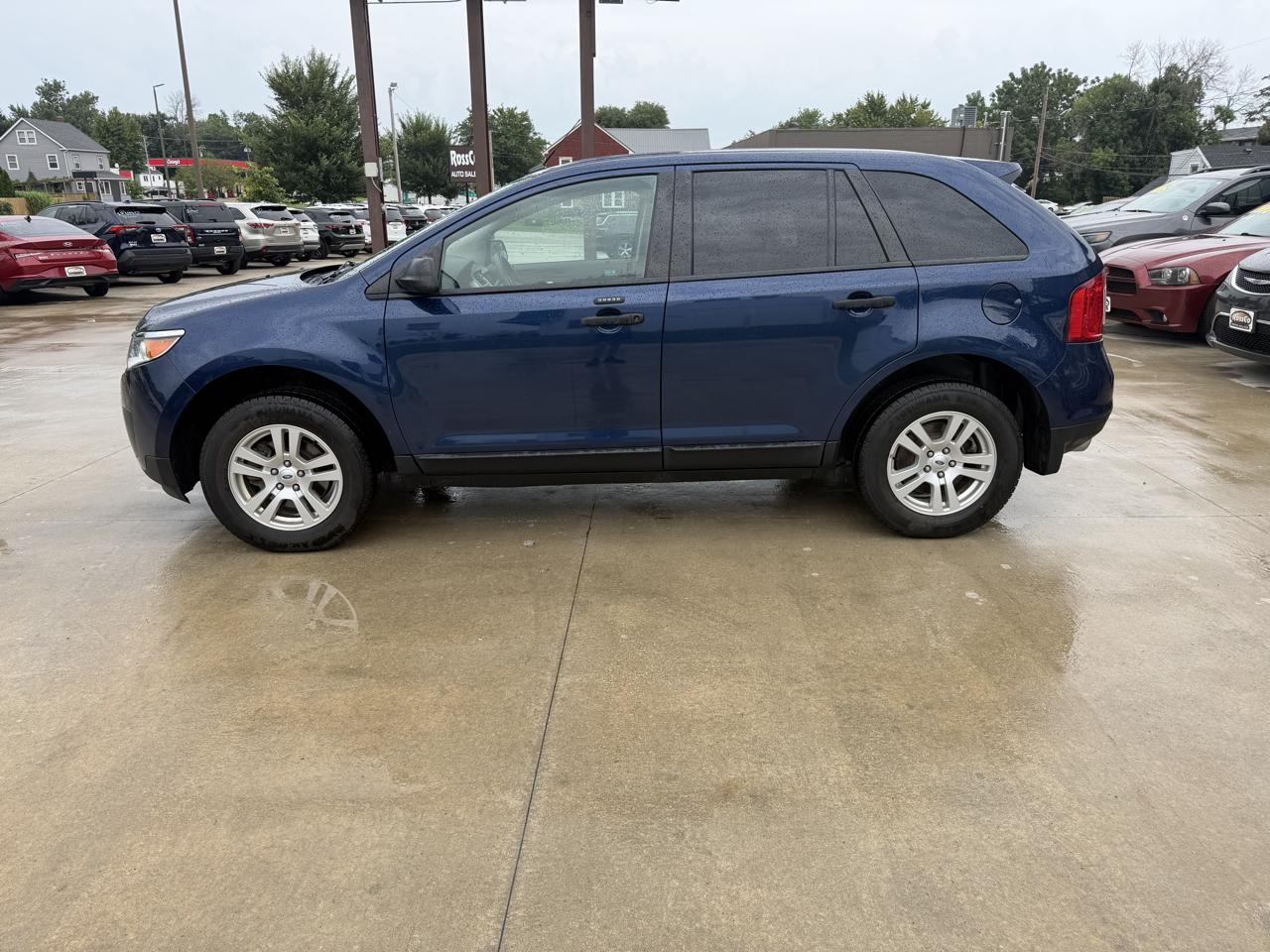 Ford Edge 4dr SE FWD 2012