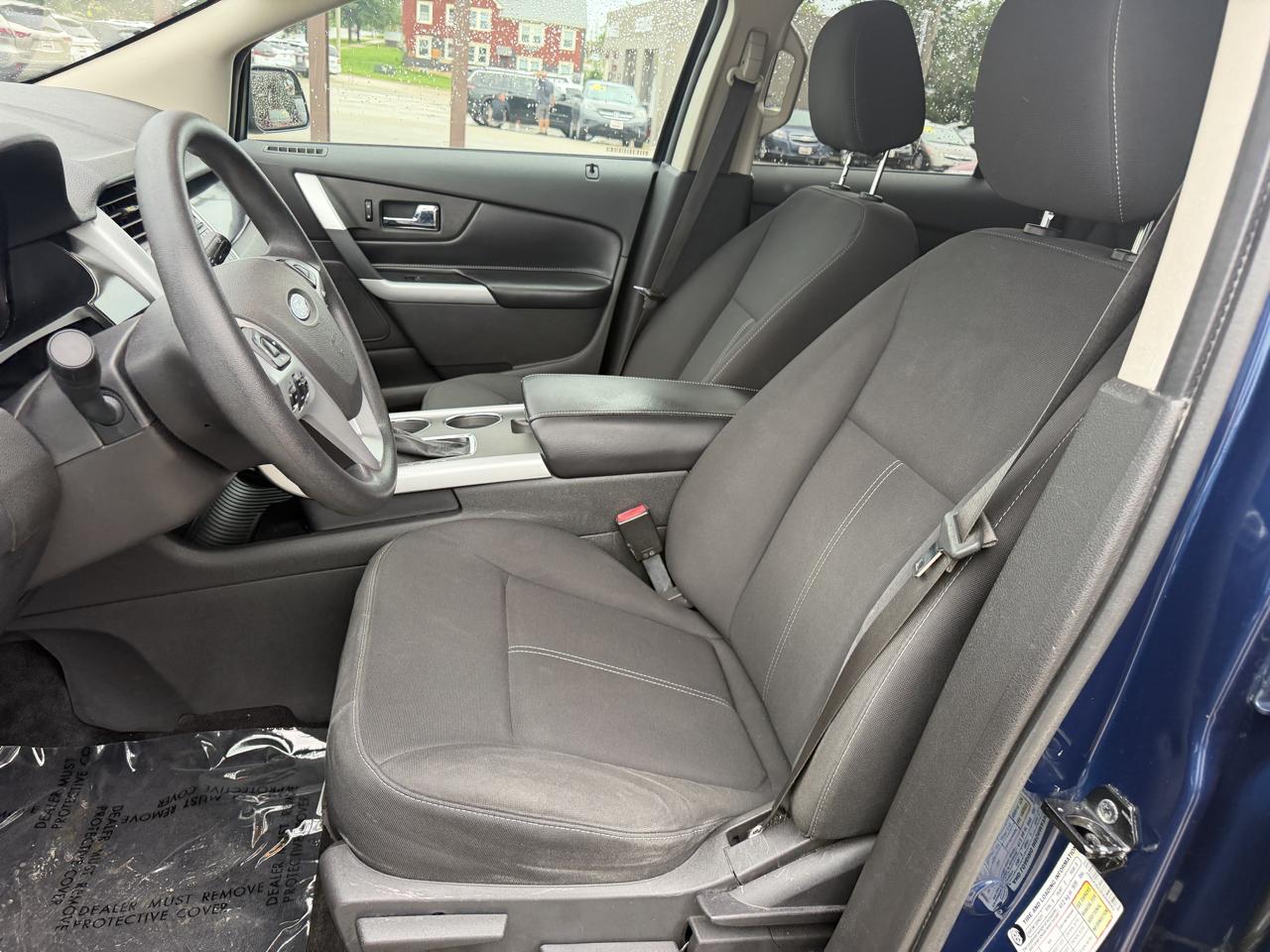 Ford Edge 4dr SE FWD 2012