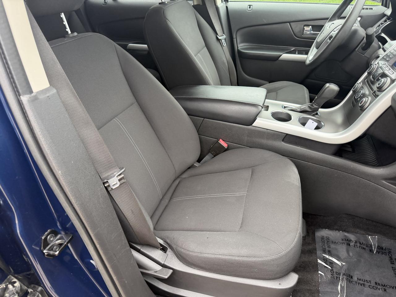 Ford Edge 4dr SE FWD 2012