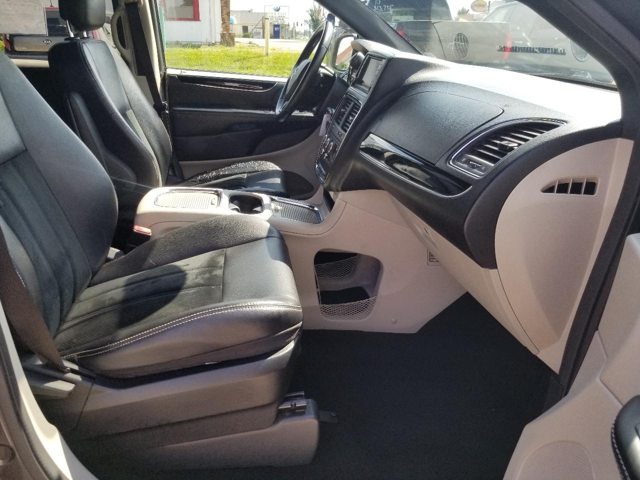 Dodge Grand Caravan SXT Wagon 2017