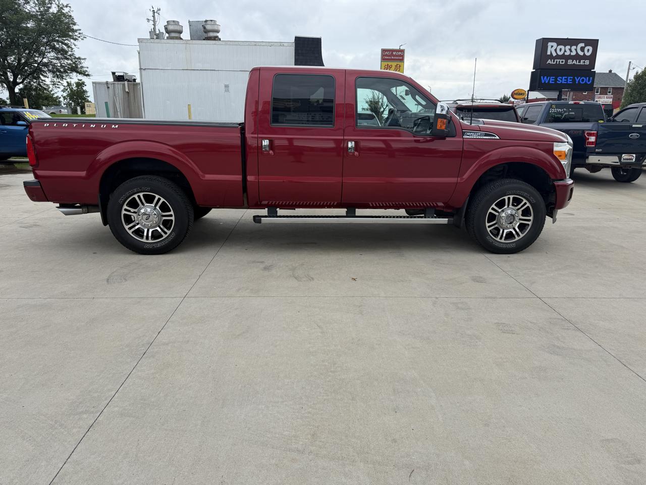 Ford Super Duty F-250 SRW 4WD Crew Cab 172" Platinum 2016