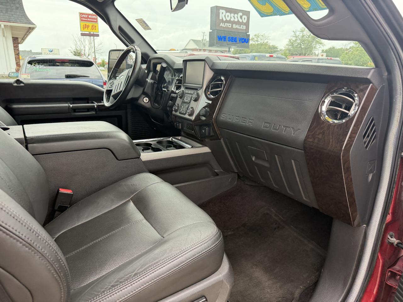 Ford Super Duty F-250 SRW 4WD Crew Cab 172" Platinum 2016