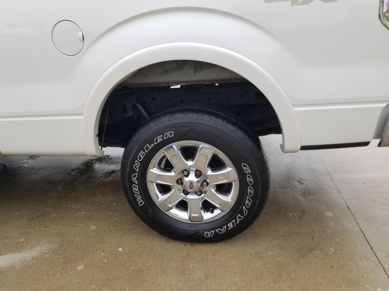 Ford F-150 4WD SuperCab 145" Lariat 2013