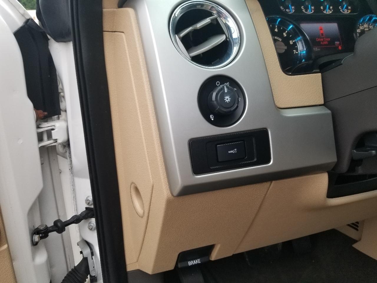 Ford F-150 4WD SuperCab 145" Lariat 2013