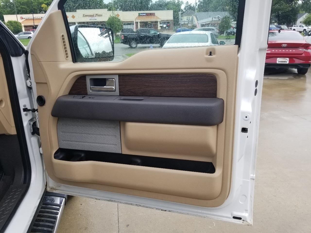 Ford F-150 4WD SuperCab 145" Lariat 2013