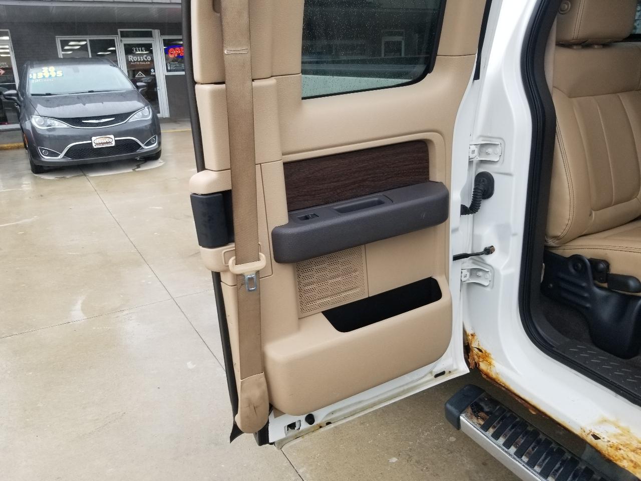 Ford F-150 4WD SuperCab 145" Lariat 2013