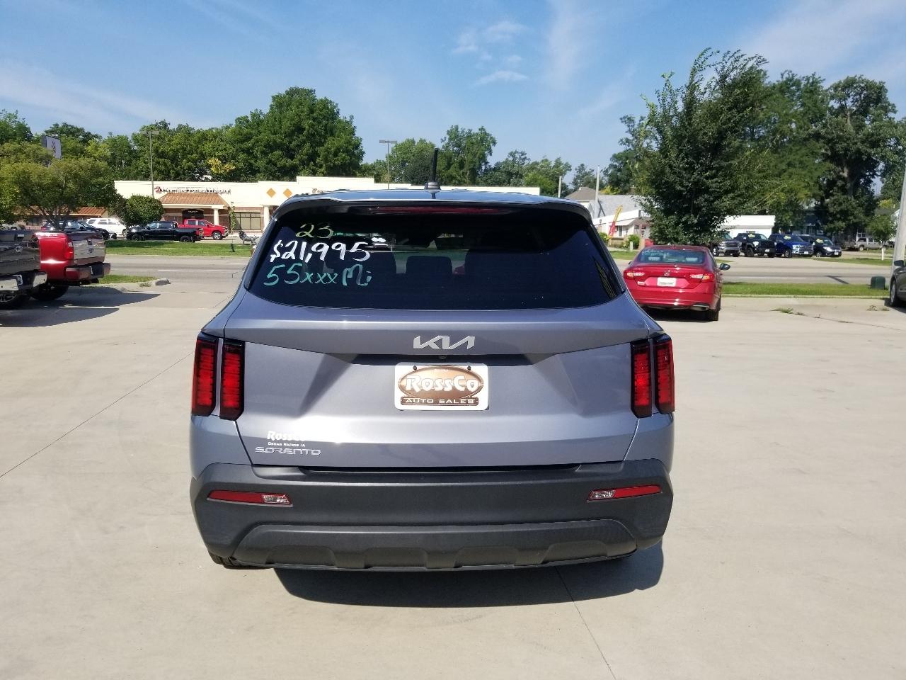 Kia Sorento LX FWD 2023