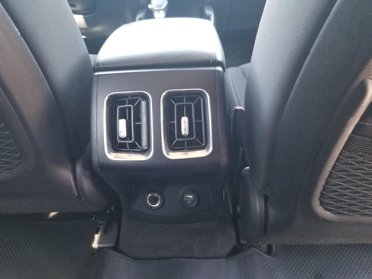 Kia Sorento LX FWD 2023