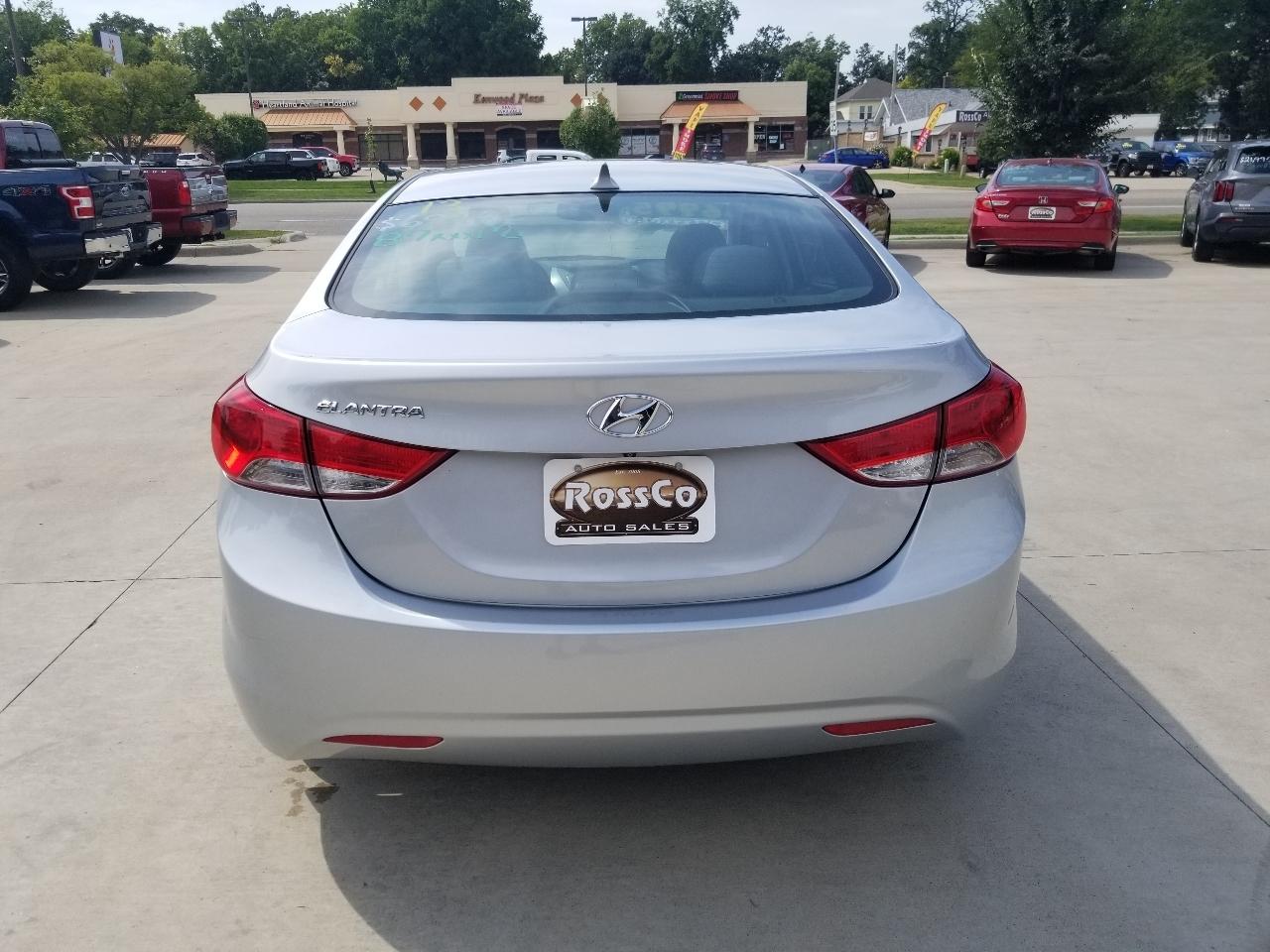 Hyundai Elantra 4dr Sdn Auto Limited (Alabama Plant) 2013