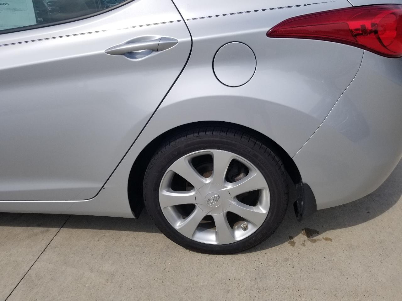 Hyundai Elantra 4dr Sdn Auto Limited (Alabama Plant) 2013
