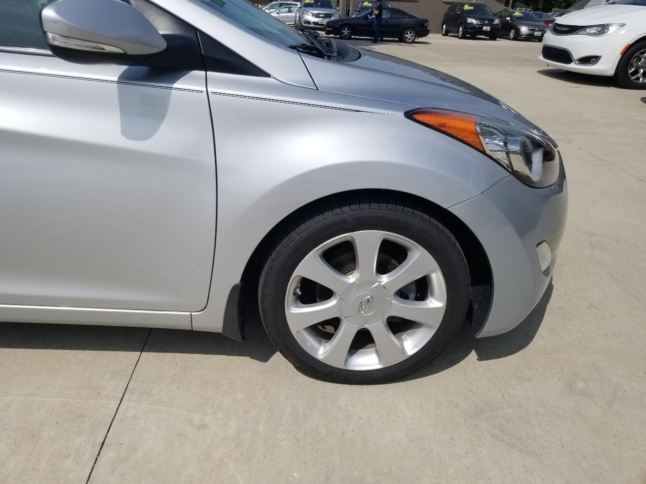 Hyundai Elantra 4dr Sdn Auto Limited (Alabama Plant) 2013