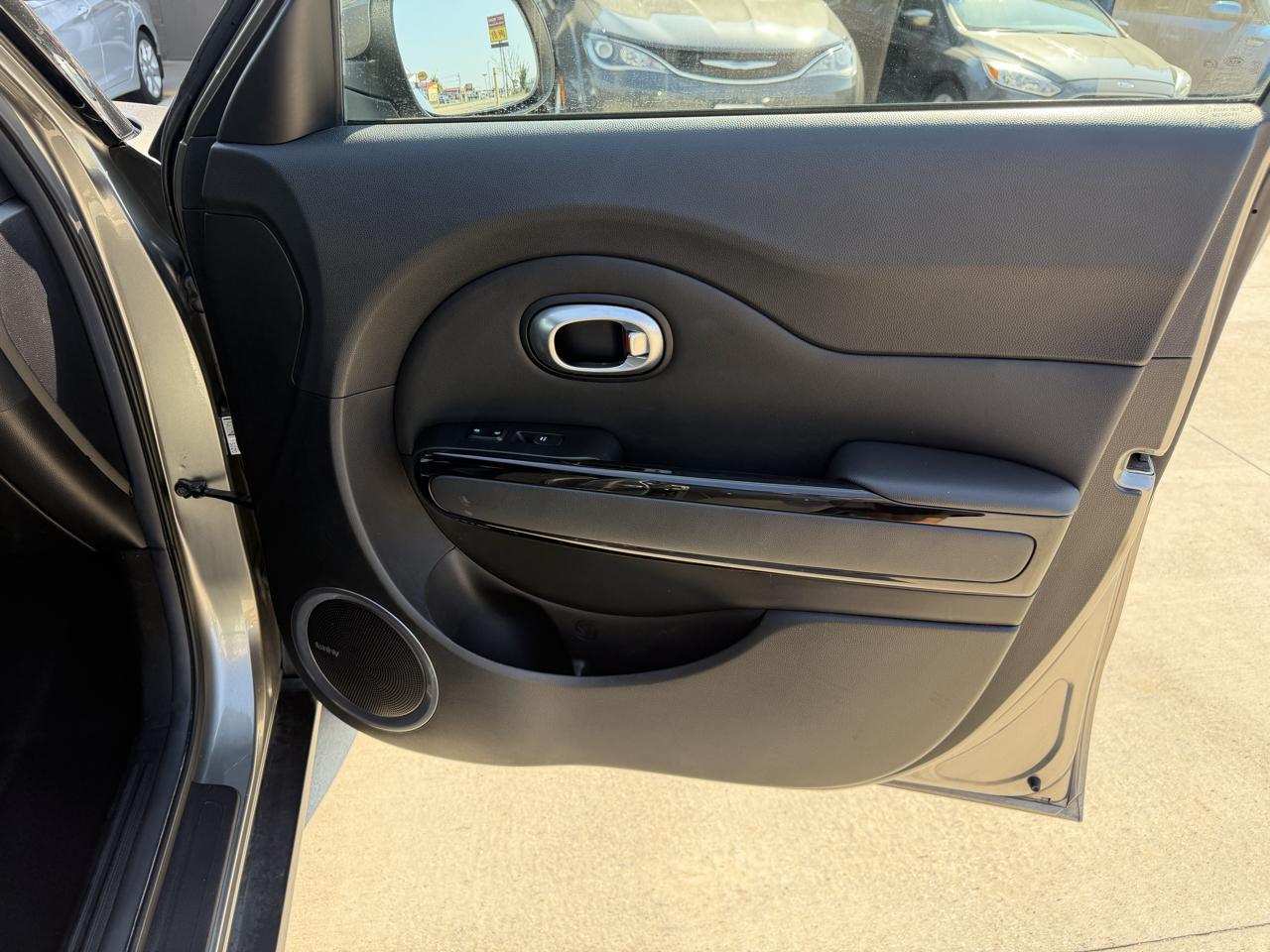 Kia Soul 5dr Wgn Auto + 2014