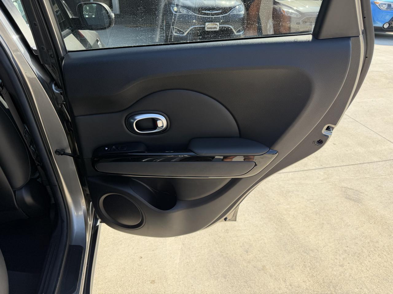 Kia Soul 5dr Wgn Auto + 2014