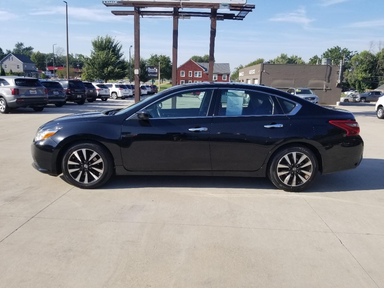 Nissan Altima 2.5 SV Sedan 2018