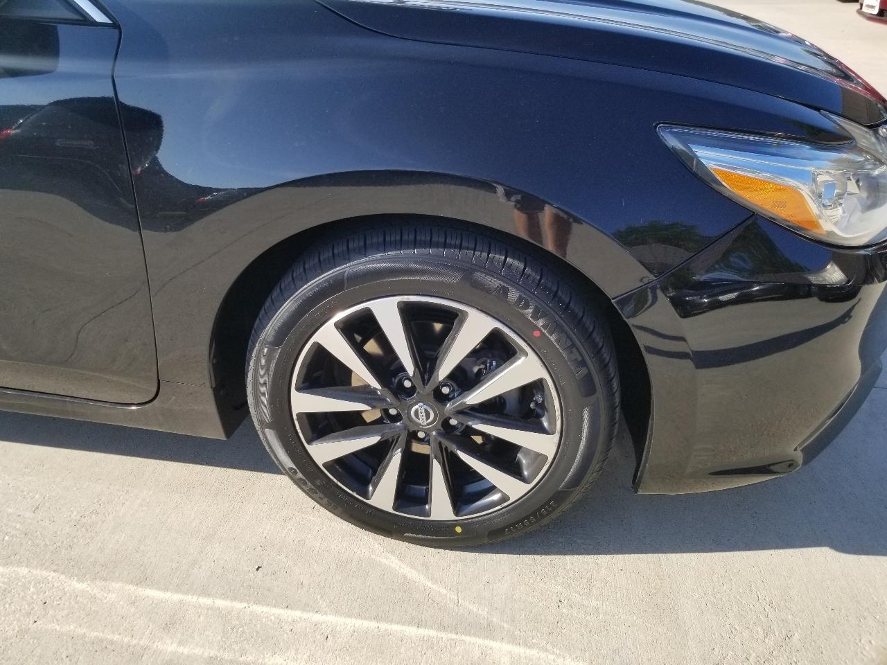 Nissan Altima 2.5 SV Sedan 2018