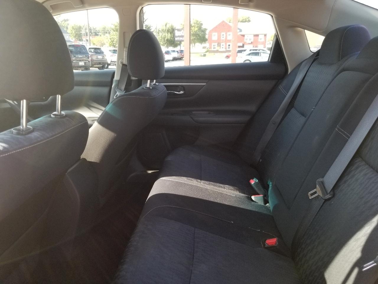Nissan Altima 2.5 SV Sedan 2018