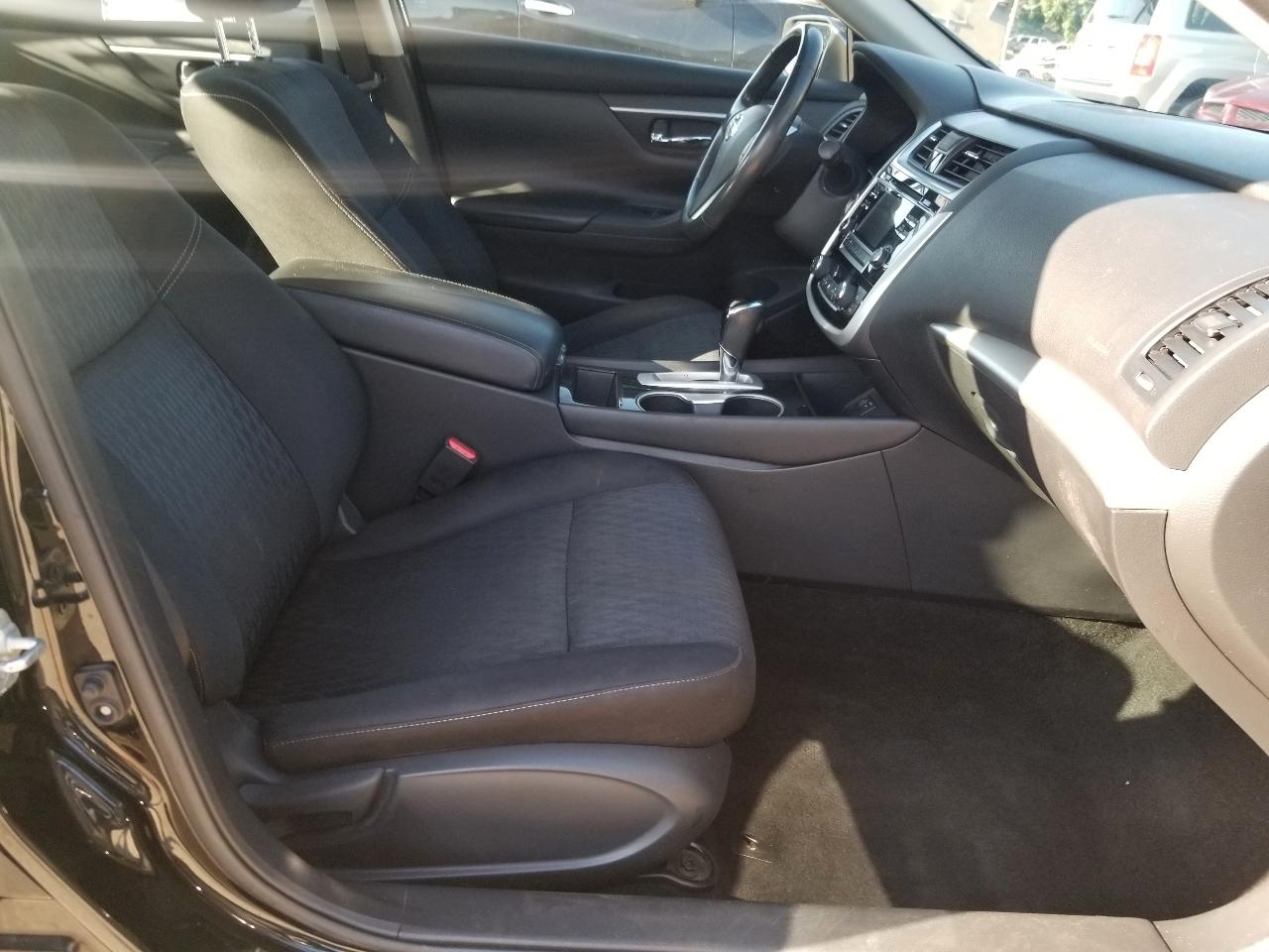 Nissan Altima 2.5 SV Sedan 2018