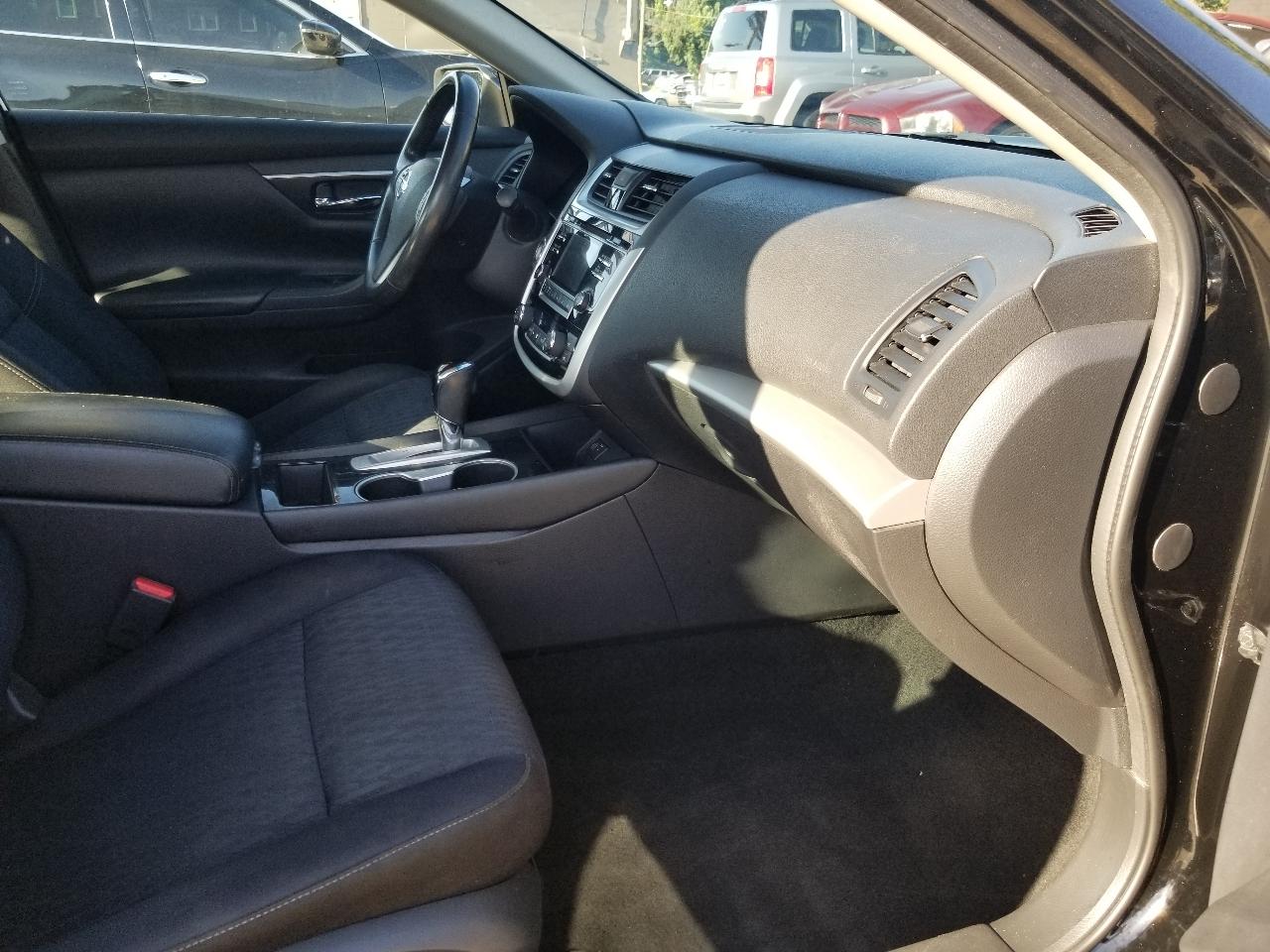 Nissan Altima 2.5 SV Sedan 2018