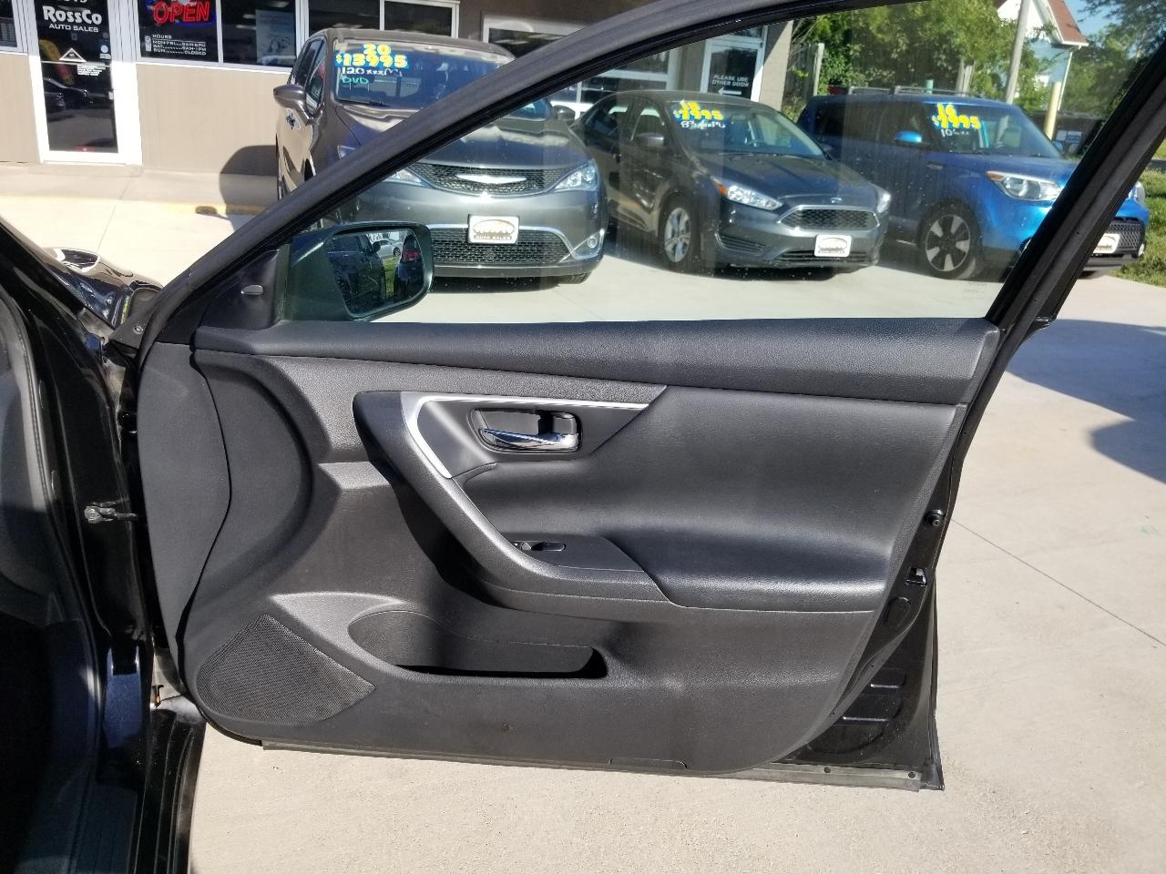 Nissan Altima 2.5 SV Sedan 2018