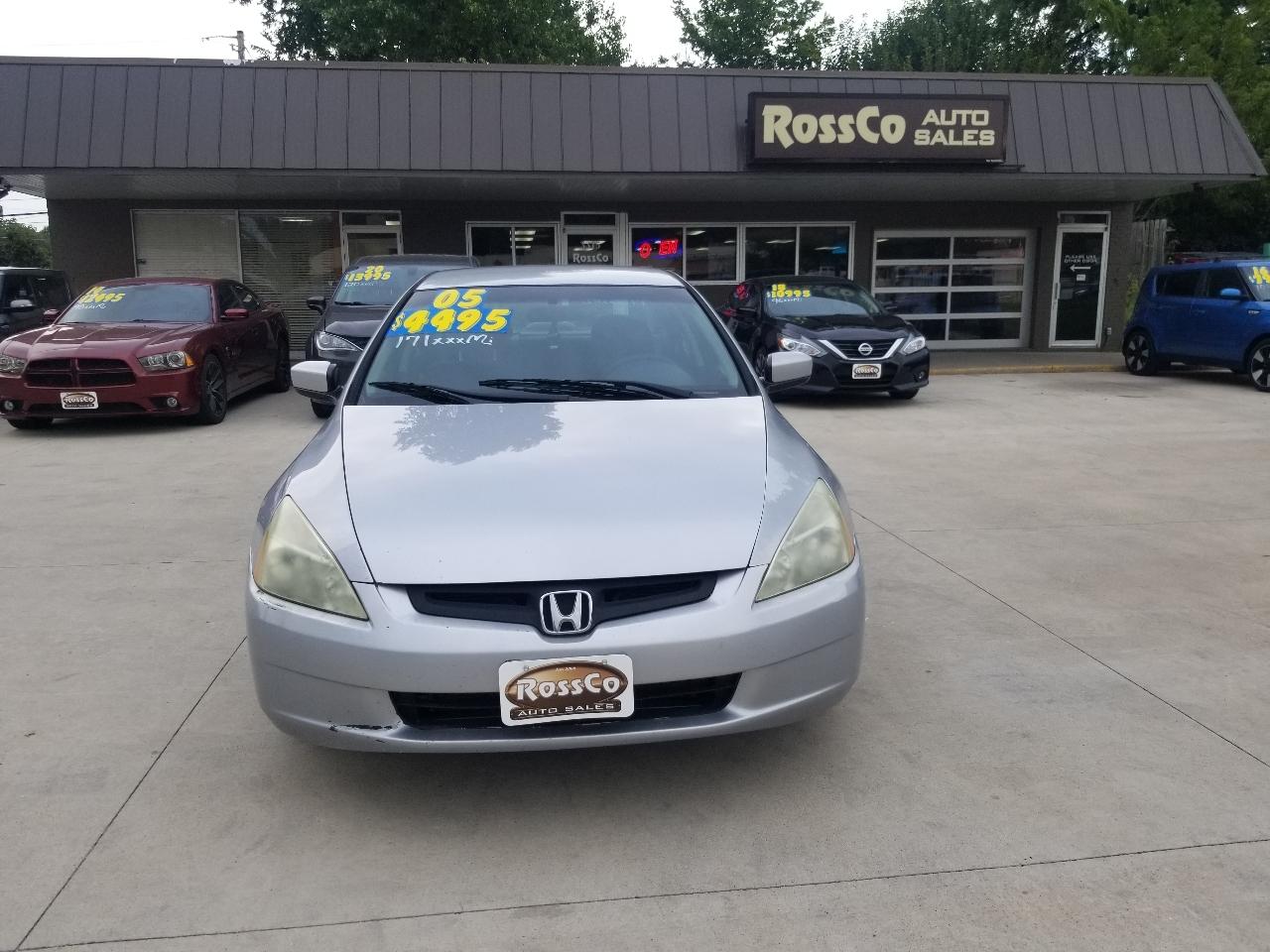 Honda Accord Sdn LX AT 2005