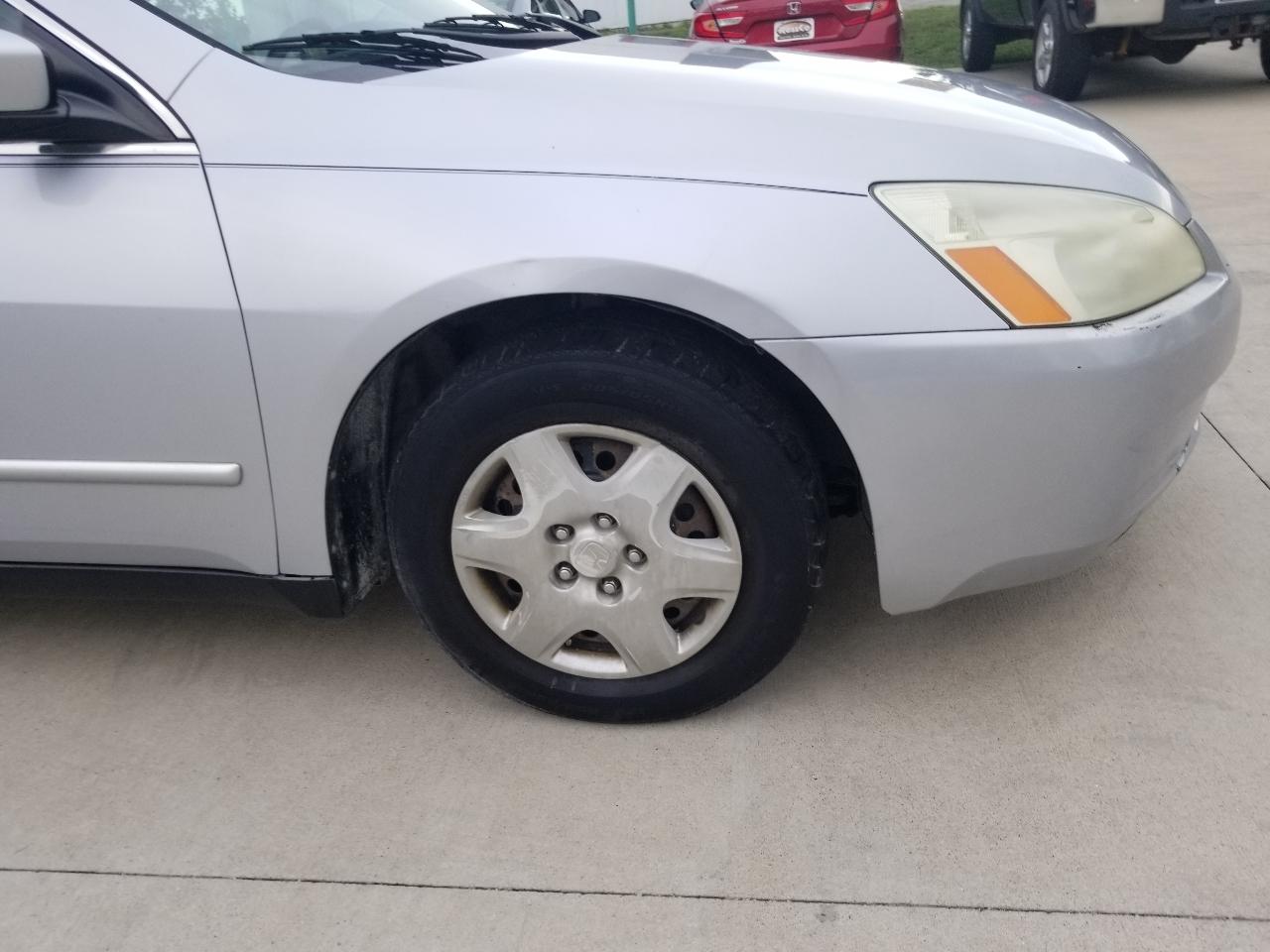 Honda Accord Sdn LX AT 2005