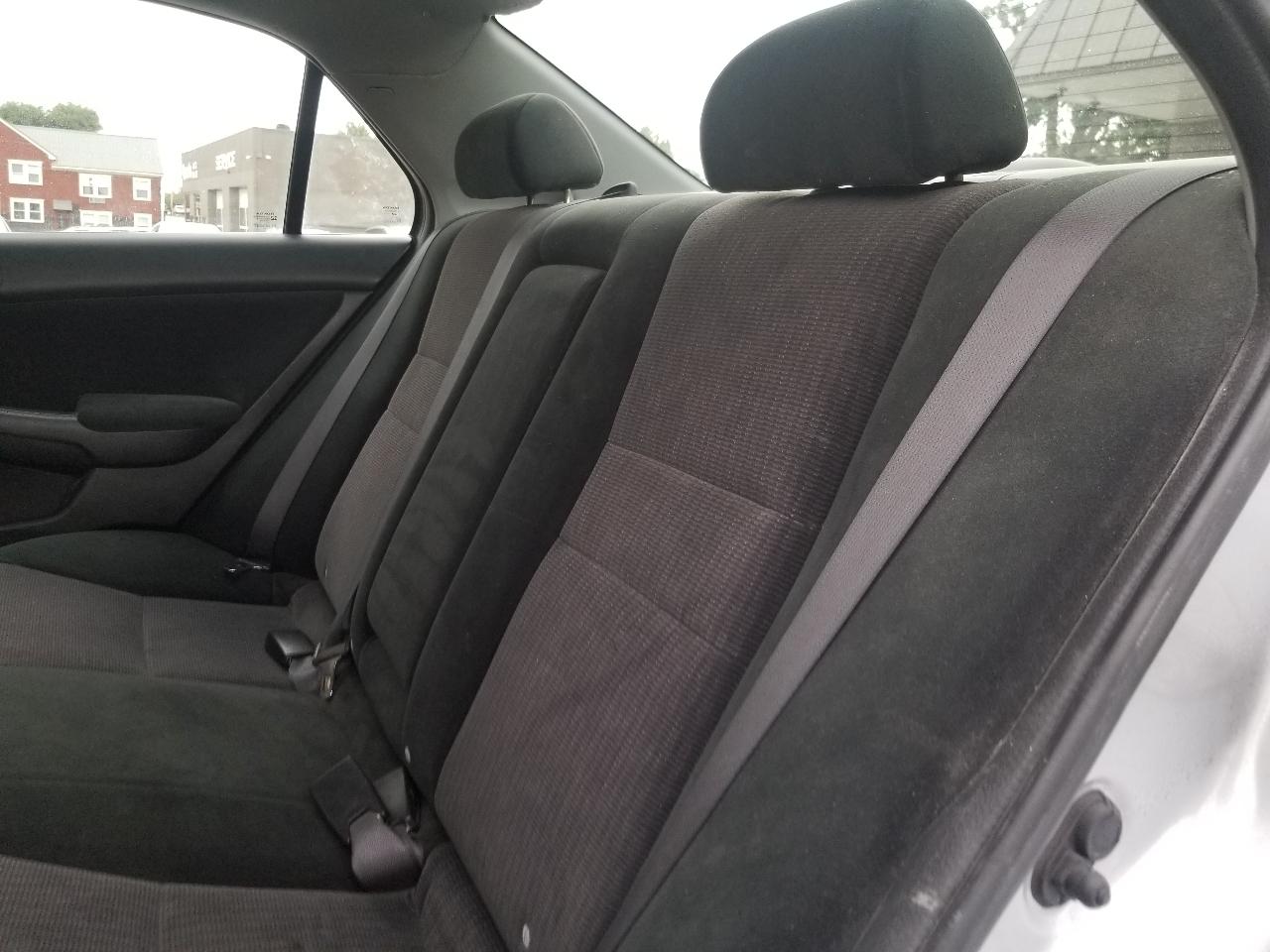 Honda Accord Sdn LX AT 2005