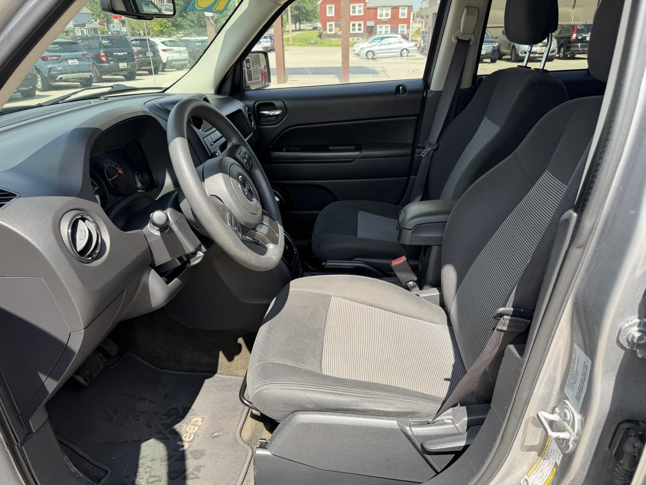 Jeep Patriot 4WD 4dr Sport 2016