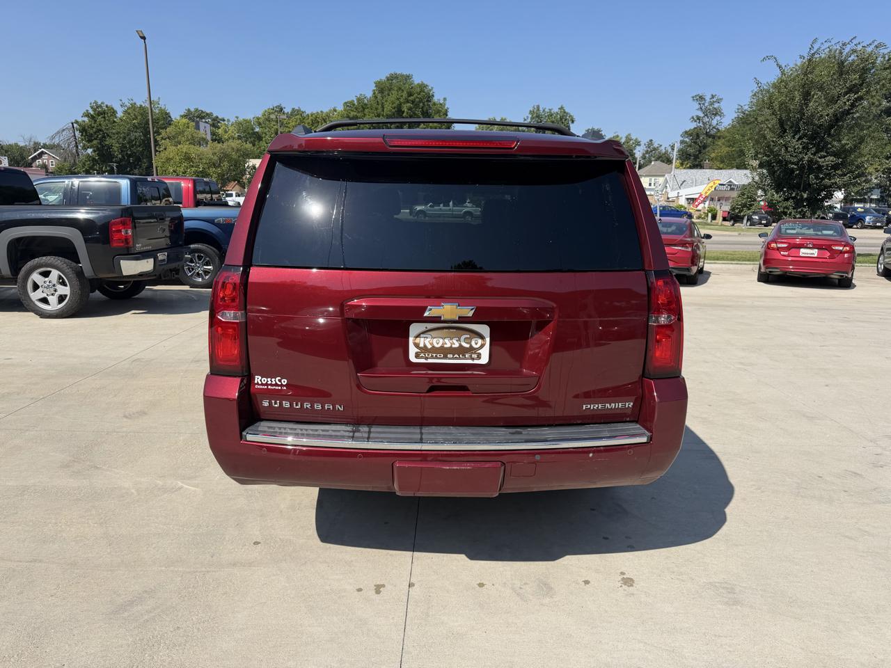 Chevrolet Suburban 4WD 4dr 1500 Premier 2019