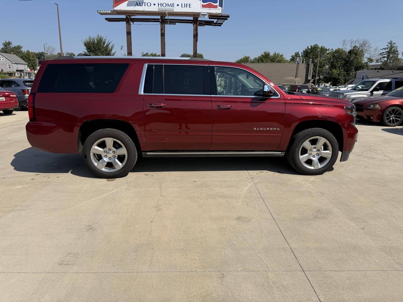 Chevrolet Suburban 4WD 4dr 1500 Premier 2019