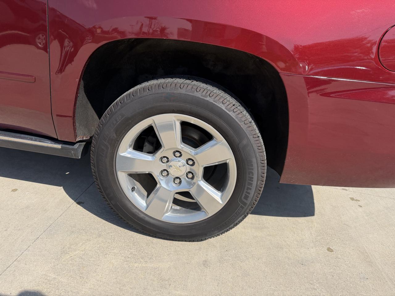 Chevrolet Suburban 4WD 4dr 1500 Premier 2019